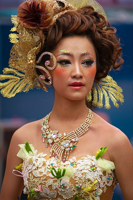 Chińskie suknie ślubne - Zdjęcie 4 z 31
